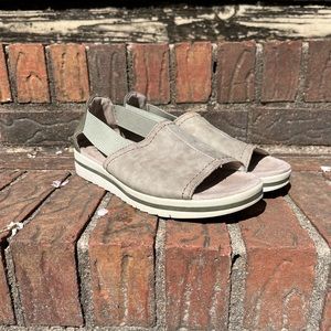 Earth Origins Sandals Women's 8 1/2 M Carley Connie Slingback Sage Green Leather